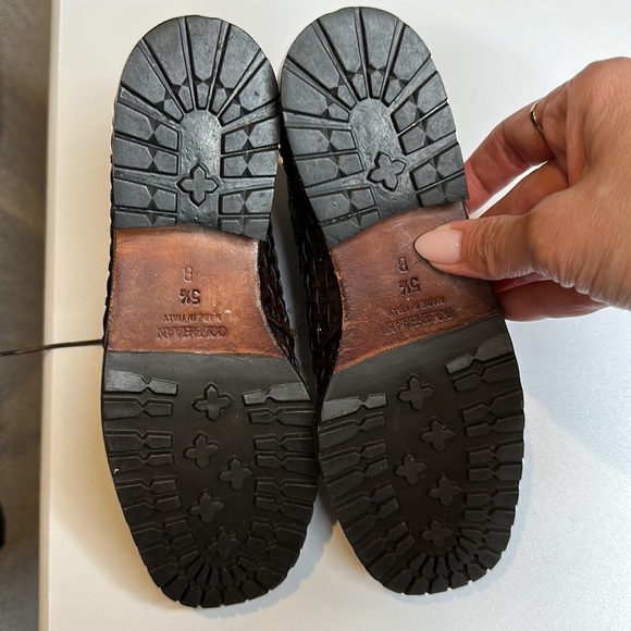 Cole Haan Womens Ankle Boots Booties Brown Leather Woven‎ Lace Up Italy 5.5 - Picture 5 of 5